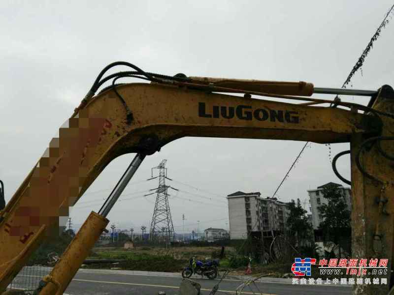 湖南出售转让二手7000小时2011年柳工906D挖掘机