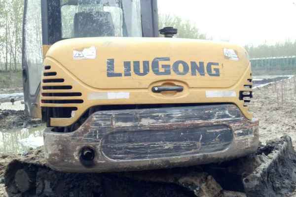 河南出售转让二手10000小时2009年柳工CLG906C挖掘机