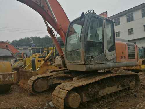 江西出售转让二手6800小时2009年日立ZX240挖掘机