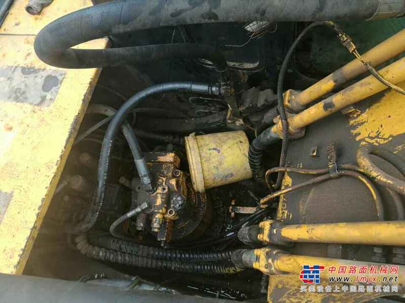 江西出售转让二手5600小时2012年现代R225挖掘机