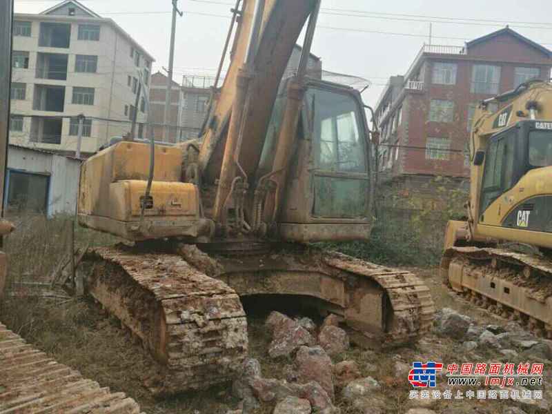 江西出售转让二手8000小时2009年现代R215挖掘机