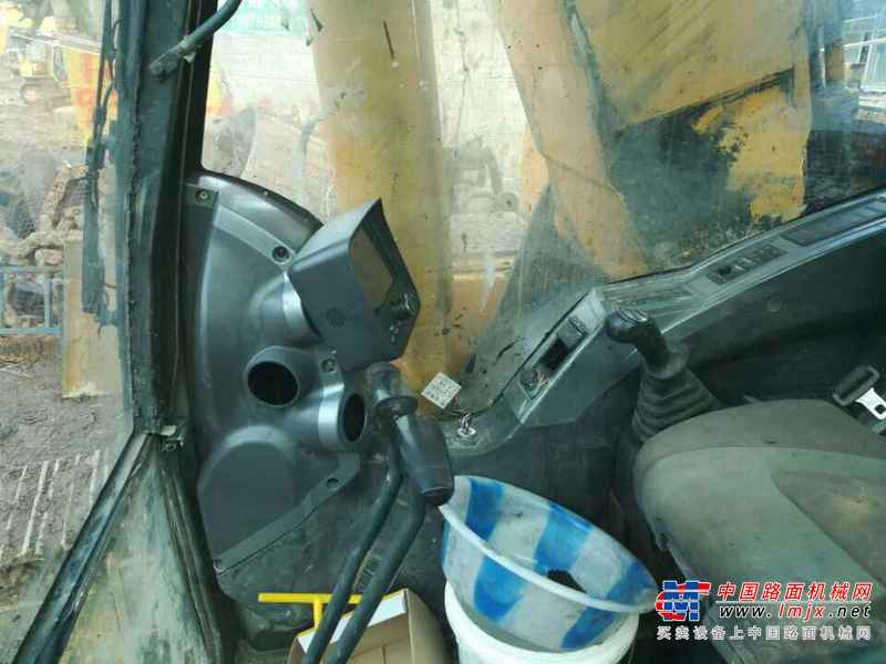 江西出售转让二手6800小时2010年现代R225LC挖掘机
