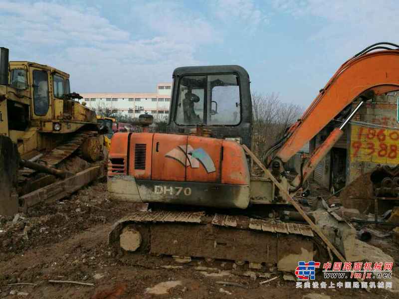 江西出售转让二手5600小时2010年斗山DX60挖掘机