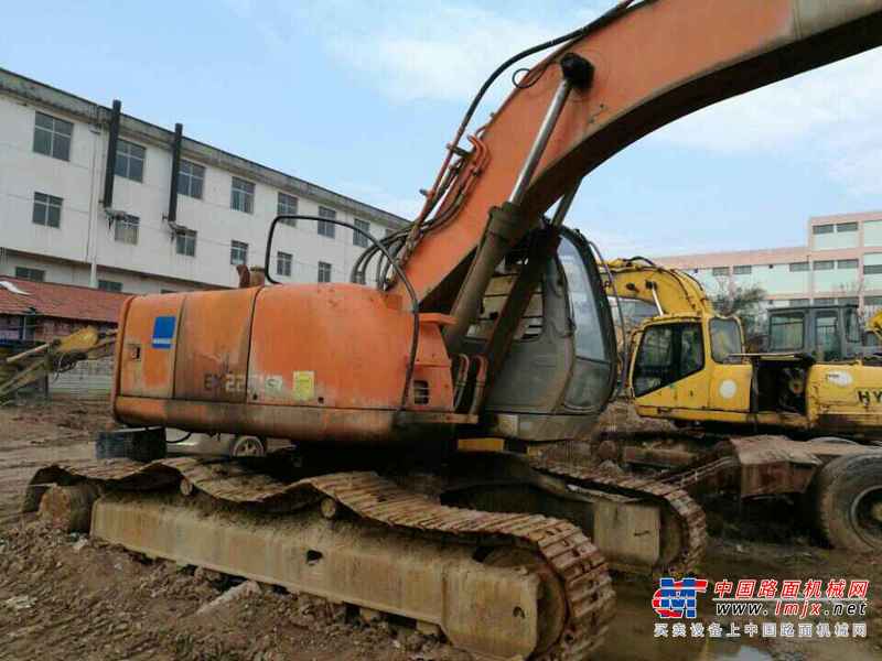 江西出售转让二手3600小时2010年日立EX225USR挖掘机
