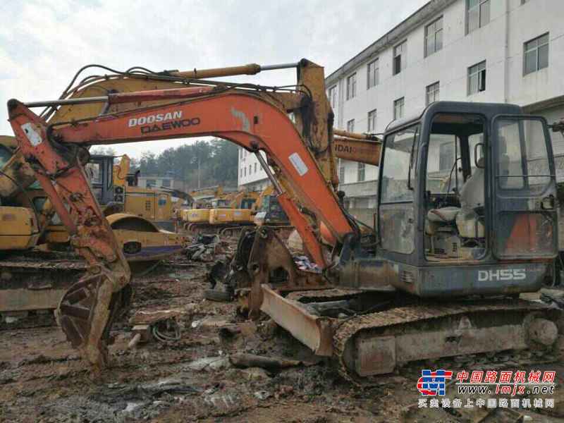 江西出售转让二手6200小时2010年斗山DH55挖掘机