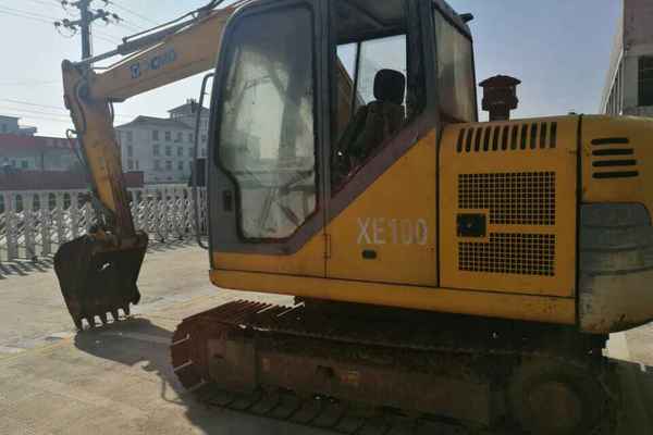 江西出售转让二手8000小时2011年徐工XE80D挖掘机