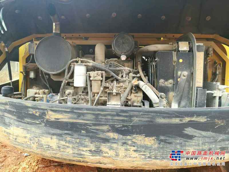 江西出售转让二手1200小时2016年现代R80挖掘机