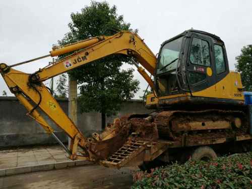 江西出售转让二手8600小时2010年山重建机JCM907D挖掘机