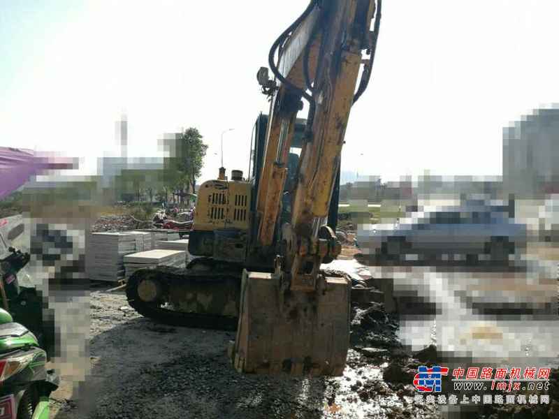 江西出售转让二手5000小时2012年现代R60挖掘机