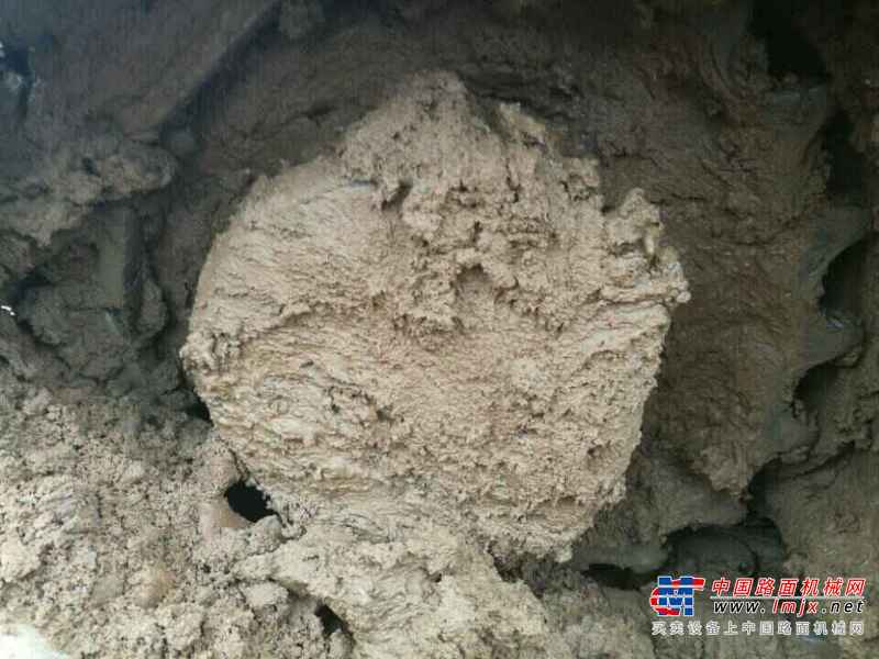 江西出售转让二手10000小时2011年柳工906D挖掘机