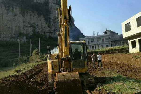 贵州出售转让二手6400小时2009年小松PC138US挖掘机