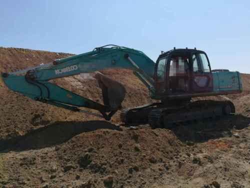 吉林出售转让二手12000小时2007年神钢SK200挖掘机