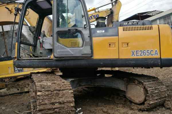 湖北出售转让二手7000小时2012年徐工XE265C挖掘机