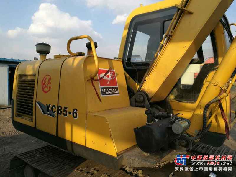 黑龙江出售转让二手8000小时2007年玉柴YC85挖掘机