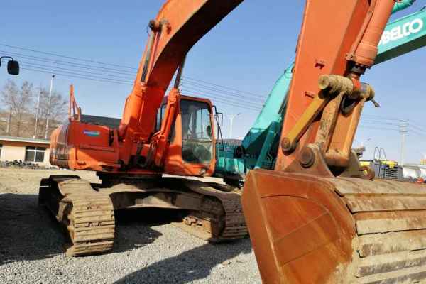 内蒙古出售转让二手5200小时2011年斗山DH370LC挖掘机