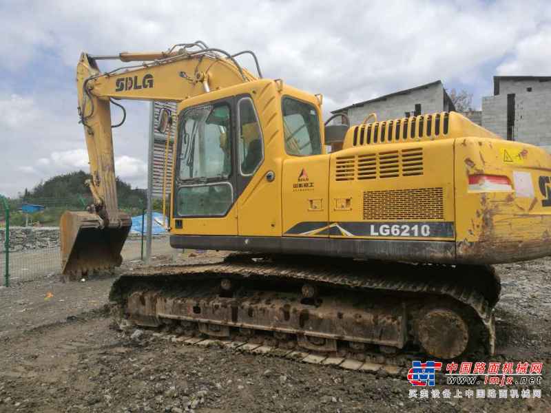 湖北出售转让二手5000小时2012年临工LG6210挖掘机