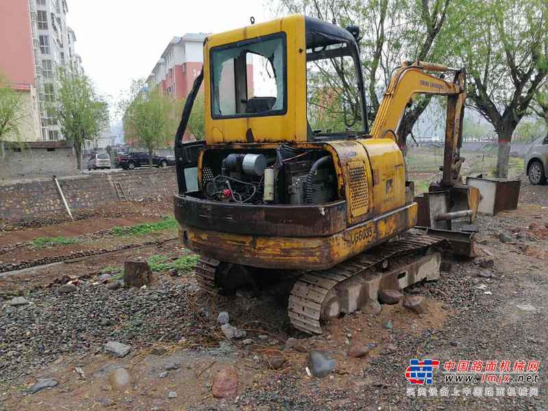 河南出售转让二手9000小时2009年龙工LG6060挖掘机