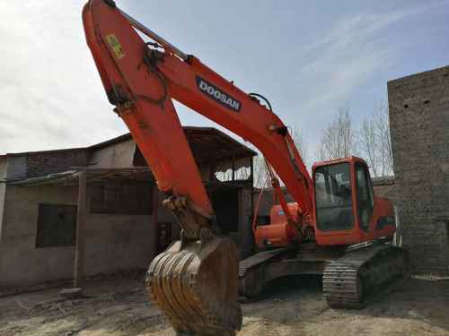 内蒙古出售转让二手10000小时2010年斗山DH220挖掘机
