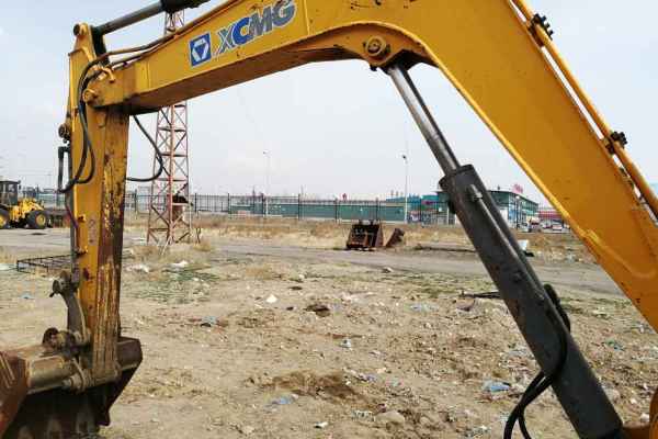 内蒙古出售转让二手6800小时2011年徐工XE60挖掘机