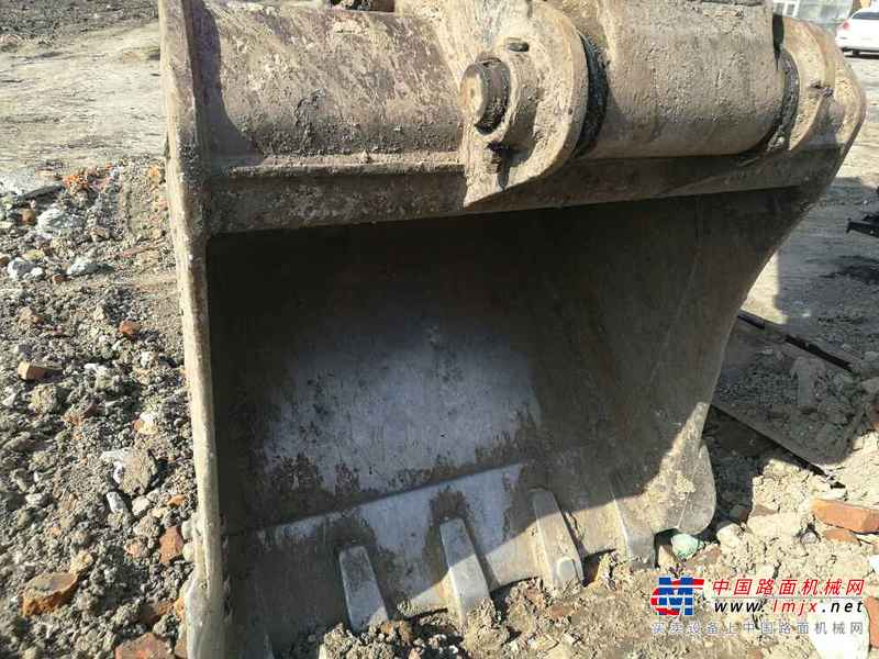 黑龙江出售转让二手18000小时2005年斗山DH225LC挖掘机