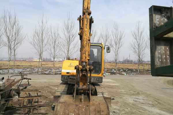 黑龙江出售转让二手4500小时2012年临工LG665挖掘机