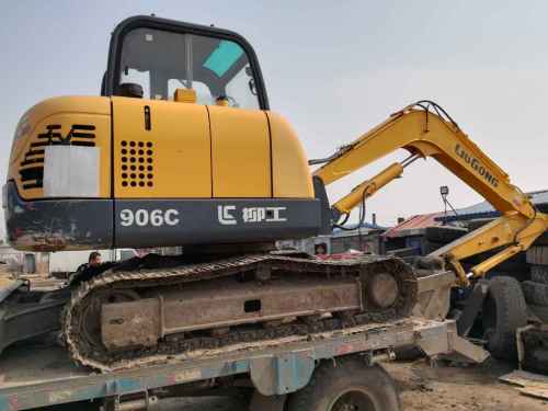 黑龙江出售转让二手7000小时2010年柳工CLG906C挖掘机