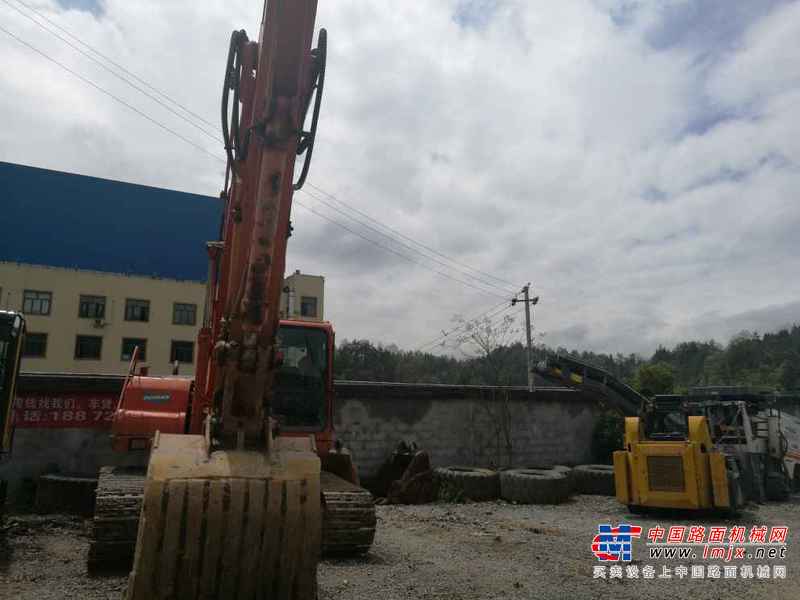 湖北出售转让二手12000小时2005年大宇DH220LC挖掘机