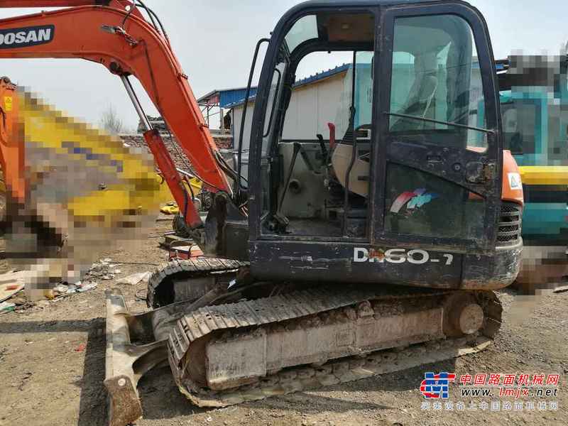 陕西出售转让二手6000小时2010年斗山DH60挖掘机