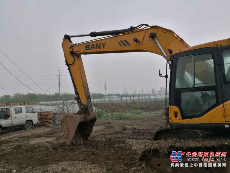 山东出售转让二手5623小时2010年三一重工SY215C挖掘机