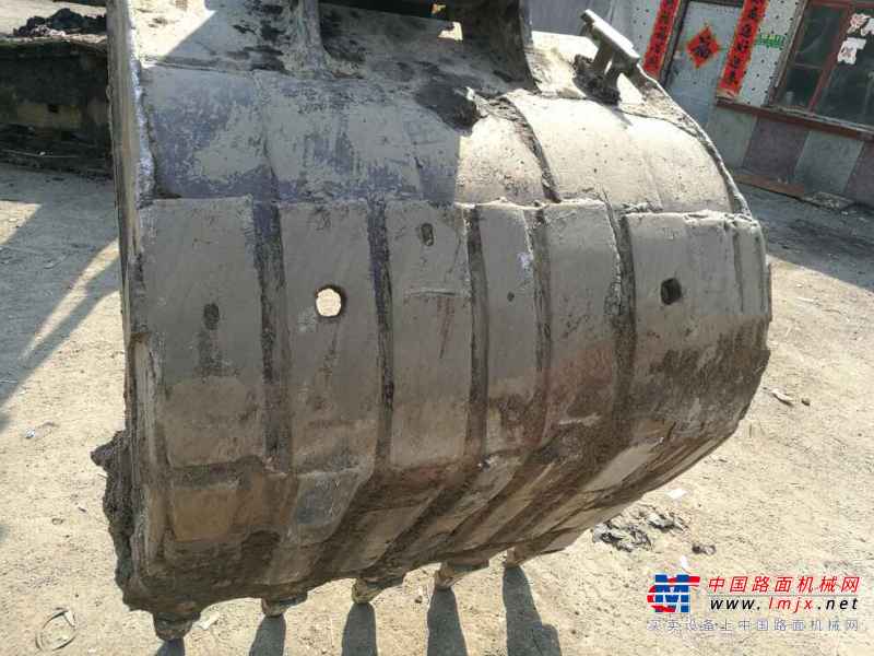 黑龙江出售转让二手13000小时2006年神钢SK200挖掘机
