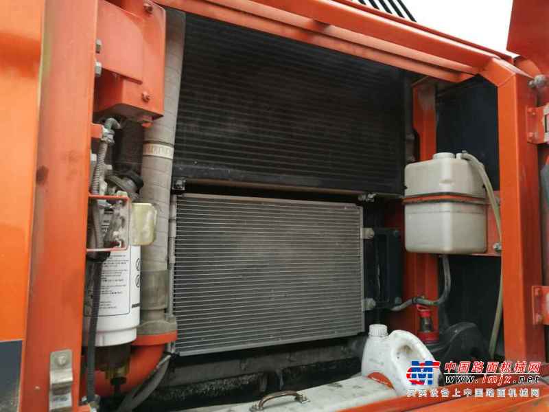 黑龙江出售转让二手3000小时2013年斗山DX300LC挖掘机