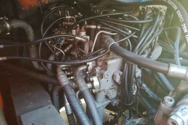 吉林出售转让二手9000小时2009年日立ZX350LCH挖掘机
