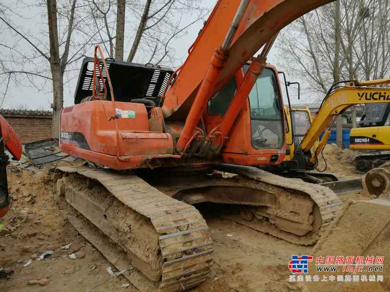 河南出售转让二手8000小时2010年斗山DH300LC挖掘机