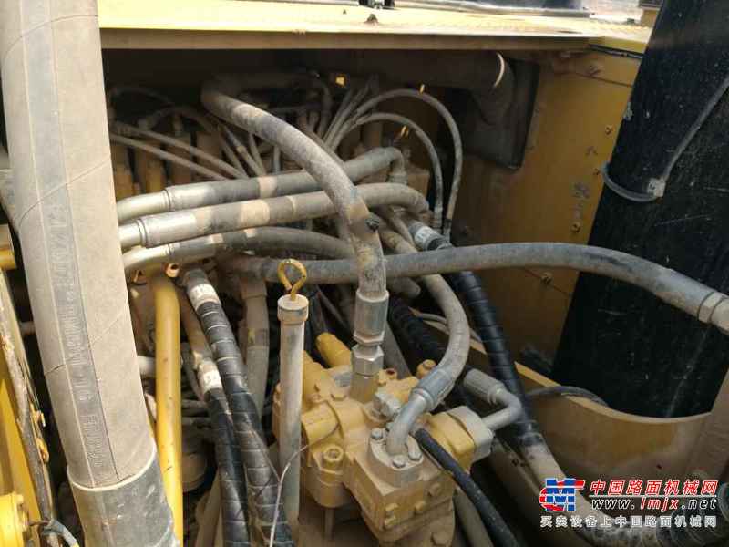 山东出售转让二手5000小时2011年卡特彼勒320D2挖掘机