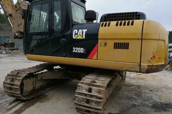 安徽出售转让二手7000小时2013年卡特彼勒320D2挖掘机