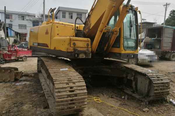 湖北出售转让二手6652小时2012年临工LG6210挖掘机