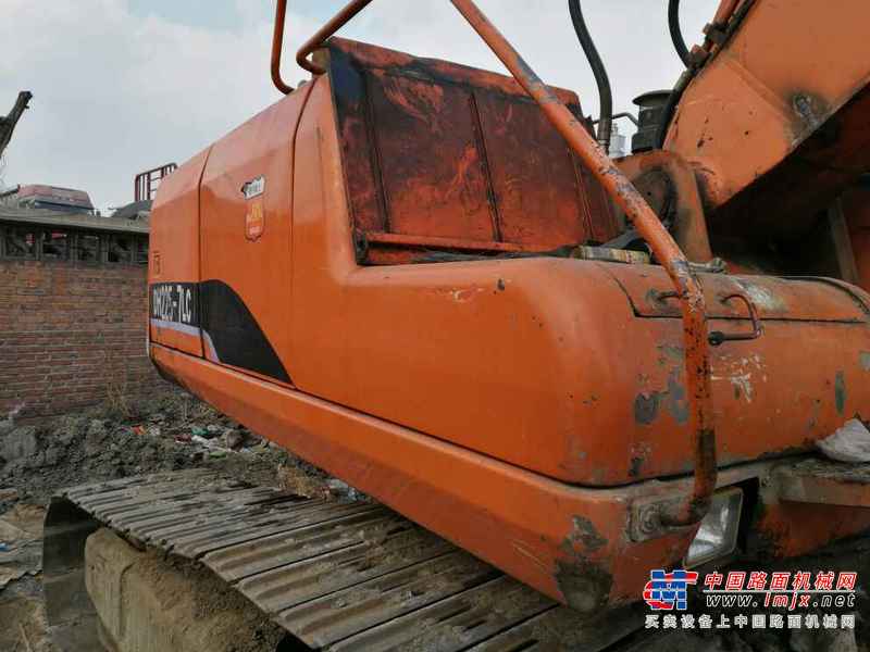 黑龙江出售转让二手12000小时2004年大宇DH220LC挖掘机