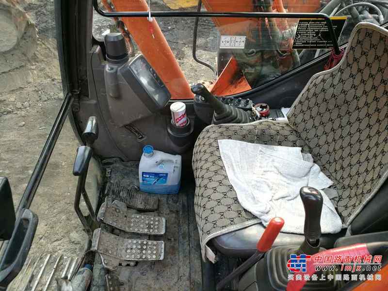 黑龙江出售转让二手12000小时2008年日立ZX70挖掘机