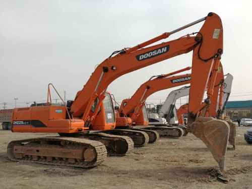 陕西出售转让二手6000小时2009年斗山DH225LC挖掘机