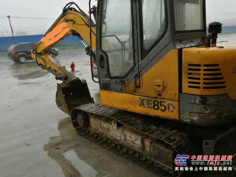 河南出售转让二手6000小时2010年徐工XE65D挖掘机
