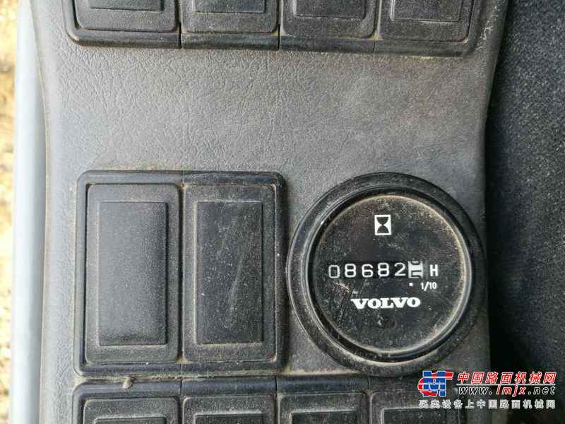 吉林出售转让二手8600小时2011年沃尔沃EC240B挖掘机