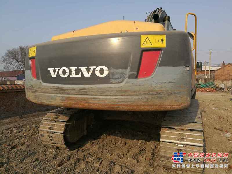 吉林出售转让二手8600小时2011年沃尔沃EC240B挖掘机