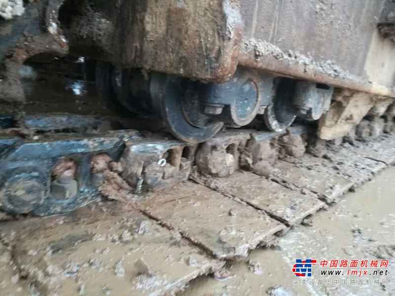 河南出售转让二手8000小时2010年现代R265LC挖掘机