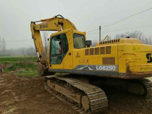 河南出售转让二手7600小时2011年临工LG6250挖掘机