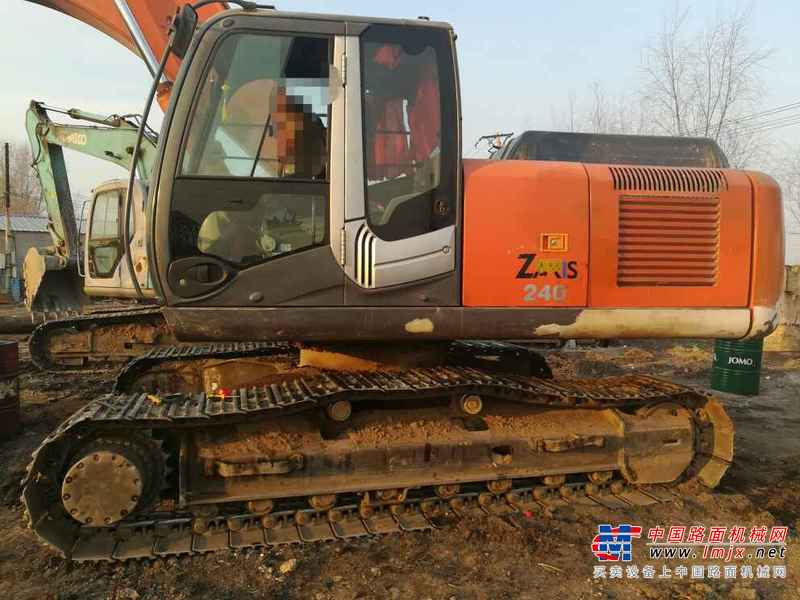 吉林出售转让二手14000小时2009年日立ZX240挖掘机