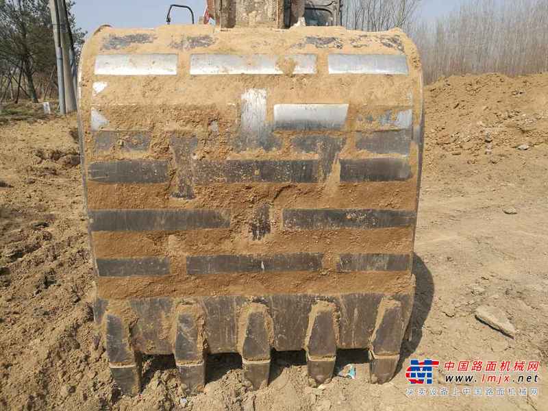 山东出售转让二手12000小时2008年日立ZX240挖掘机