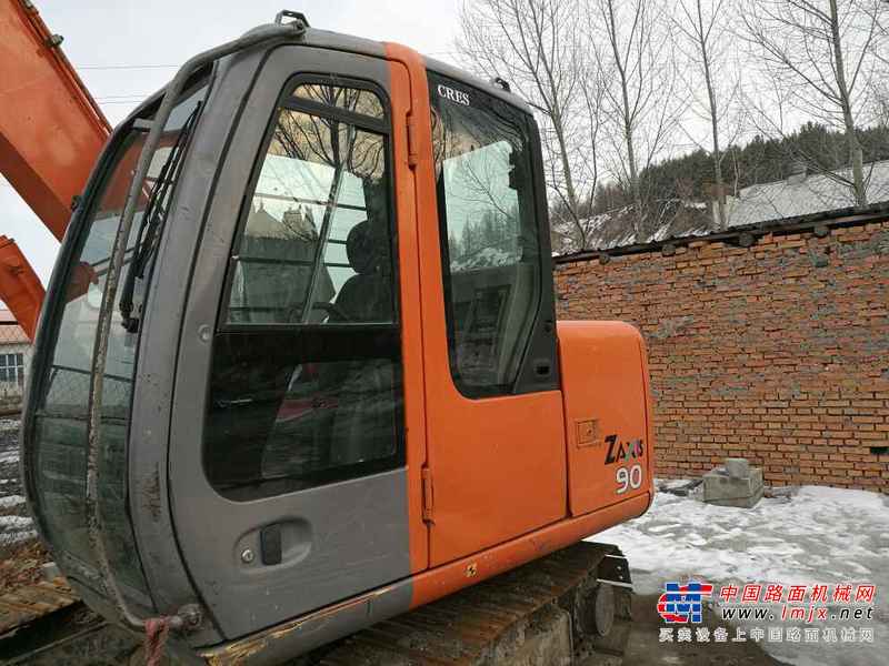 黑龙江出售转让二手16000小时2008年日立ZX70挖掘机