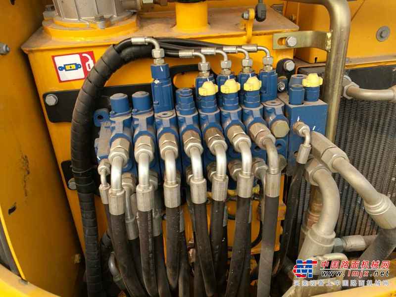 吉林出售转让二手3000小时2010年JCB8056挖掘机