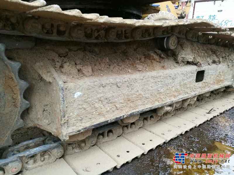 河南出售转让二手8000小时2010年柳工CLG907D挖掘机