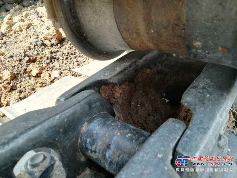 山东出售转让二手11537小时2011年沃尔沃EC210B挖掘机